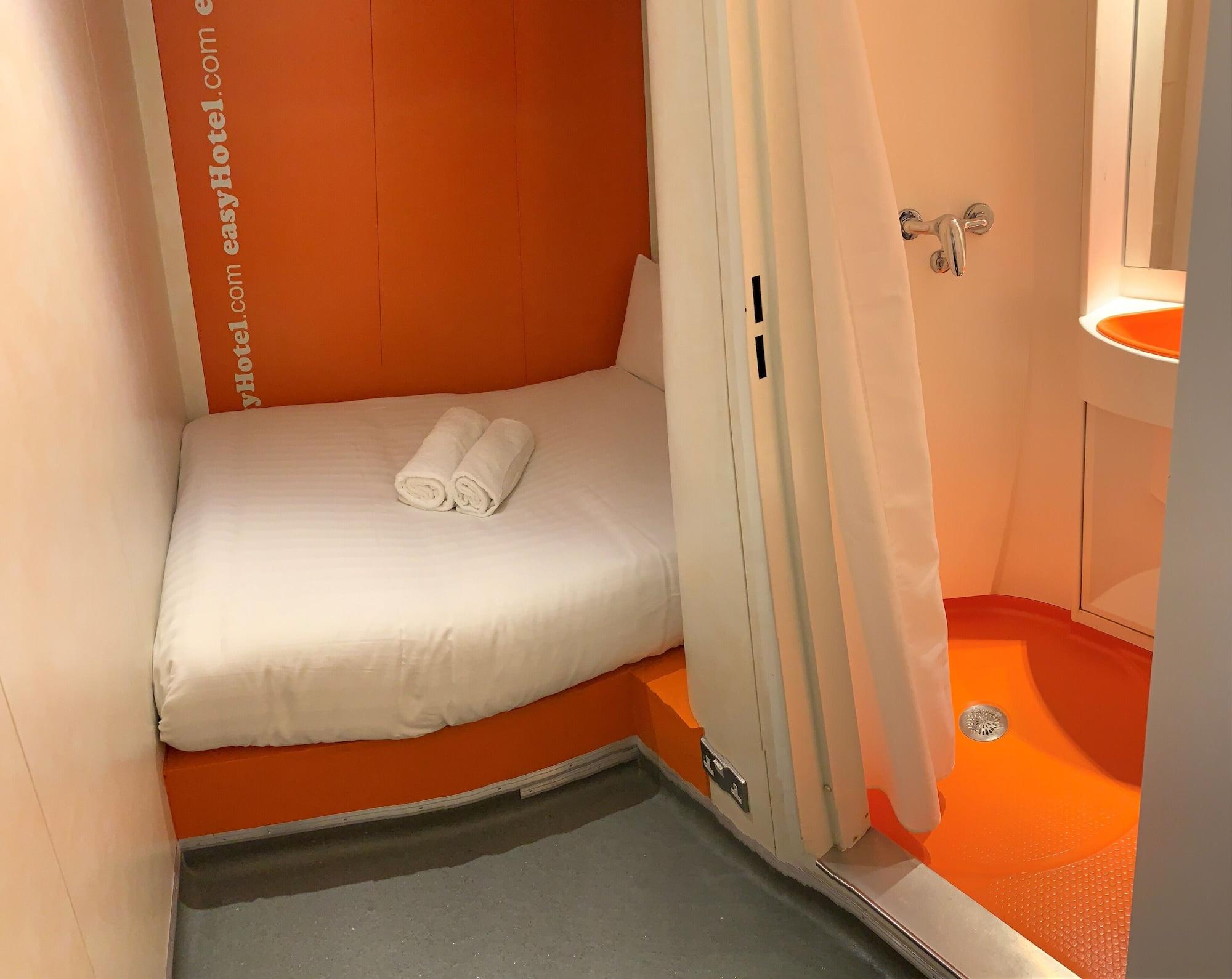 Easyhotel South Kensington London Ngoại thất bức ảnh