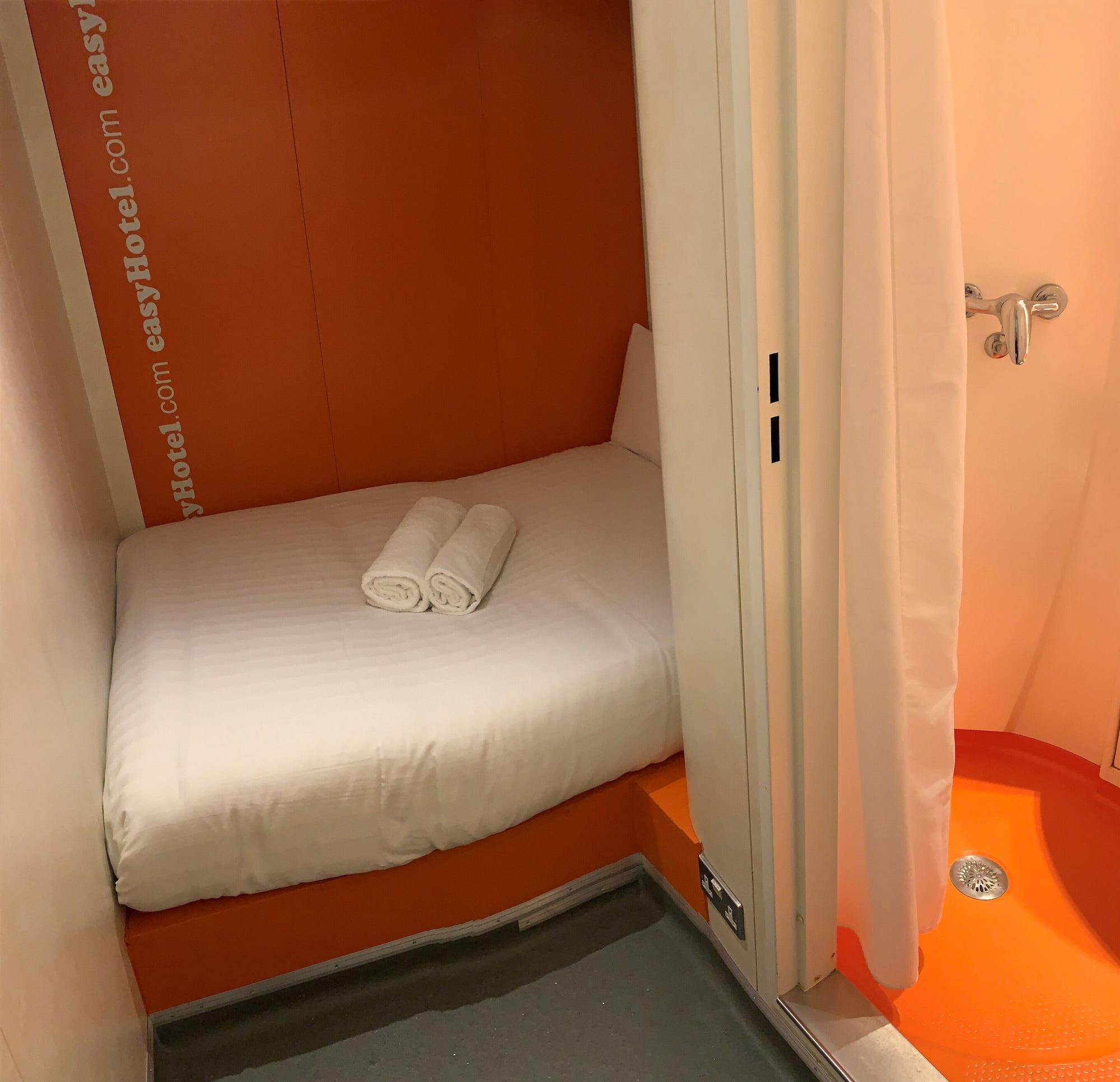 Easyhotel South Kensington London Ngoại thất bức ảnh