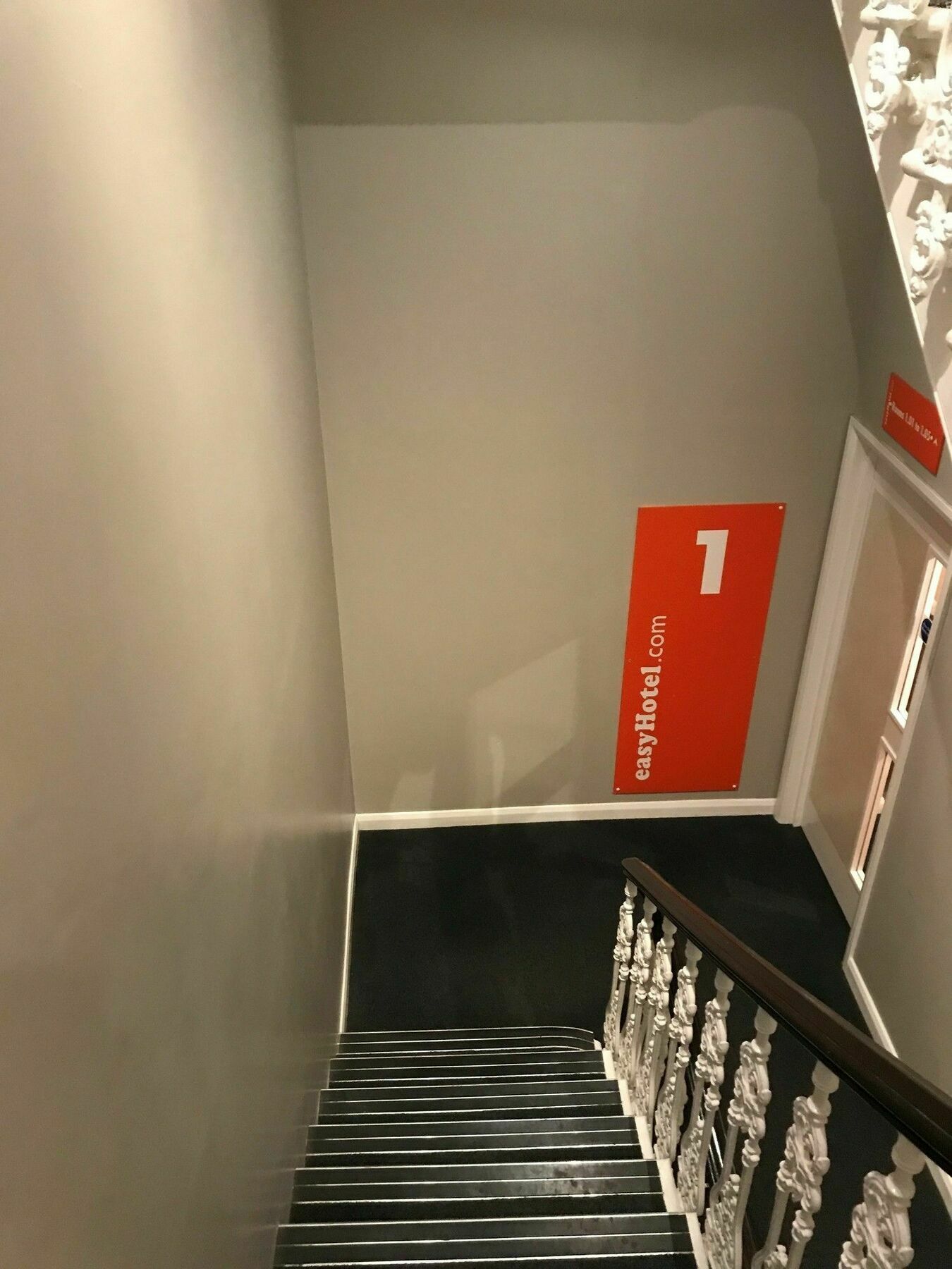 Easyhotel South Kensington London Ngoại thất bức ảnh